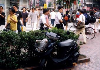 1996_20_これも一つの街の美化?.jpg