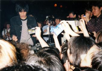 1998_10_ ムーブメントを作るのは女!?.jpg