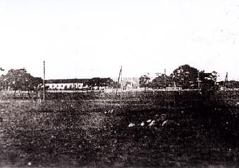 建築_2006_04_1902年ごろの三菱が原.jpg