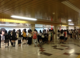 新宿広告1main.jpg
