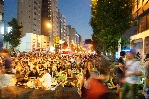 7.隅田川花火大会の磁力　―ビルの谷間から花火をのぞき見る―